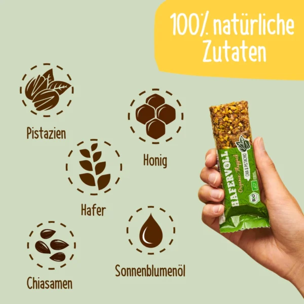 HAFERVOLL Organic Flapjack Chia & Pistachio 60g – Riegel in der Hand mit Zutaten-Icons
